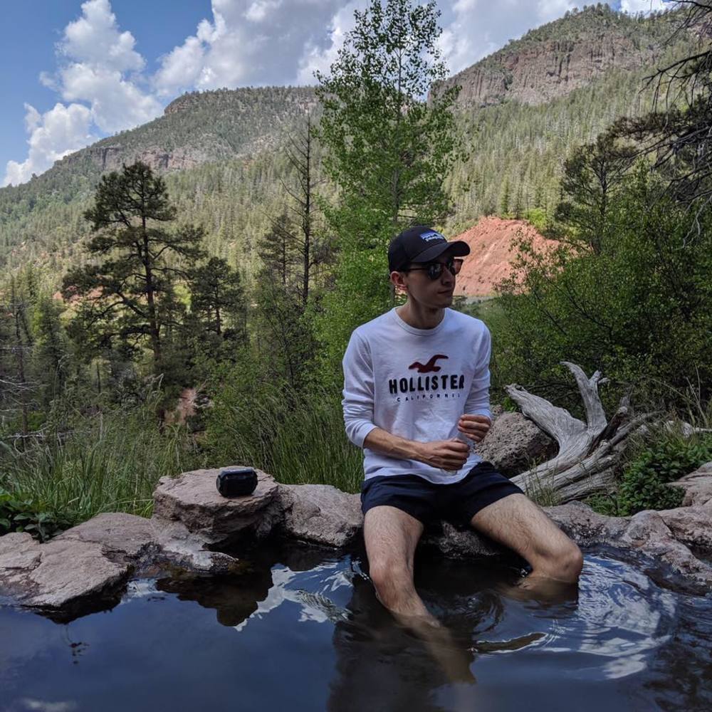 Meet your Posher, Gary